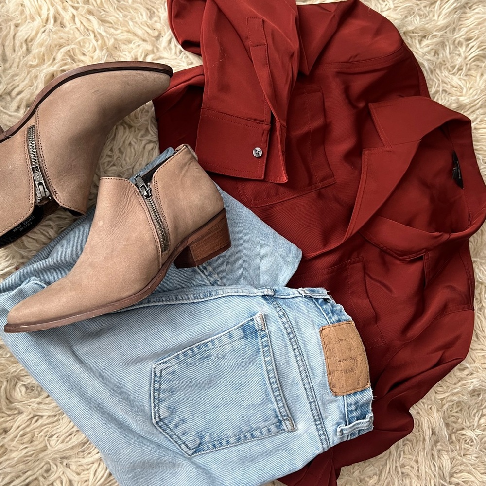 Steve Madden Tan Ankle Boots